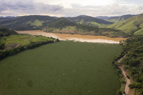 Barragem-do-Fundao-apos-o-rompimento.jpg